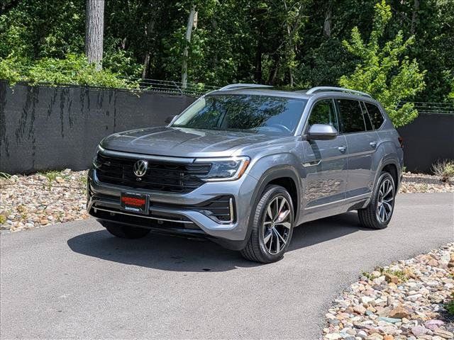 Certified 2025 Volkswagen Atlas SEL Premium R-Line AWD/4WD image 1