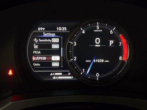 Certified 2022 Lexus IS 350 F Sport RWD image 17