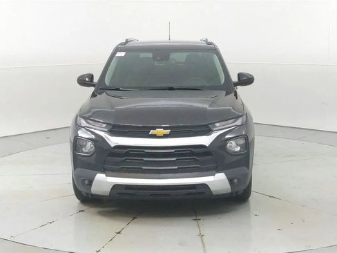 Used 2021 Chevrolet TrailBlazer LT w/ Convenience Package image 2