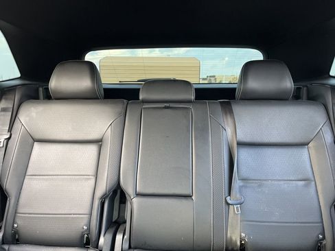 Used 2022 Volkswagen Atlas Cross Sport SE image 26