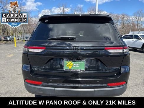 Used 2023 Jeep Grand Cherokee Altitude image 17