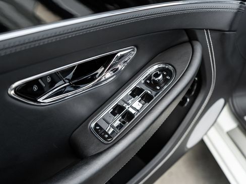 Certified 2022 Bentley Continental GT AWD/4WD image 25