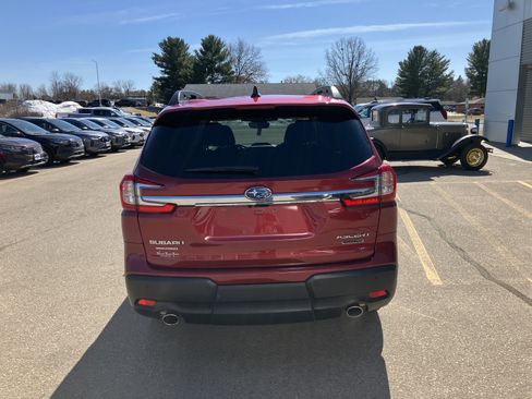 Used 2024 Subaru Ascent Limited image 7