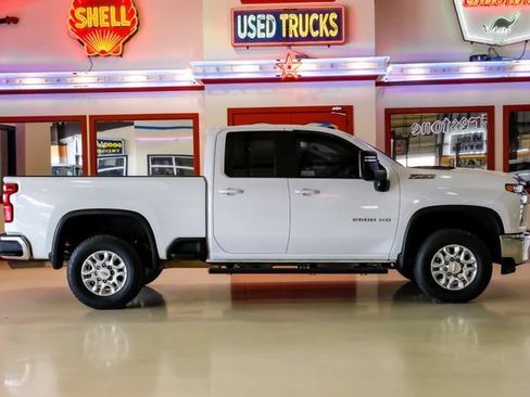 Used 2022 Chevrolet Silverado 2500 LT w/ Convenience Package AWD/4WD image 10