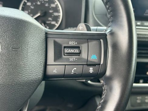 Used 2025 Nissan Rogue SV AWD/4WD image 20