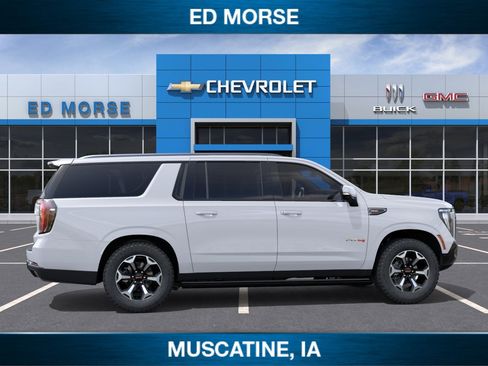New 2026 GMC Yukon XL AT4 w/ AT4 Premium Plus Package AWD/4WD image 5