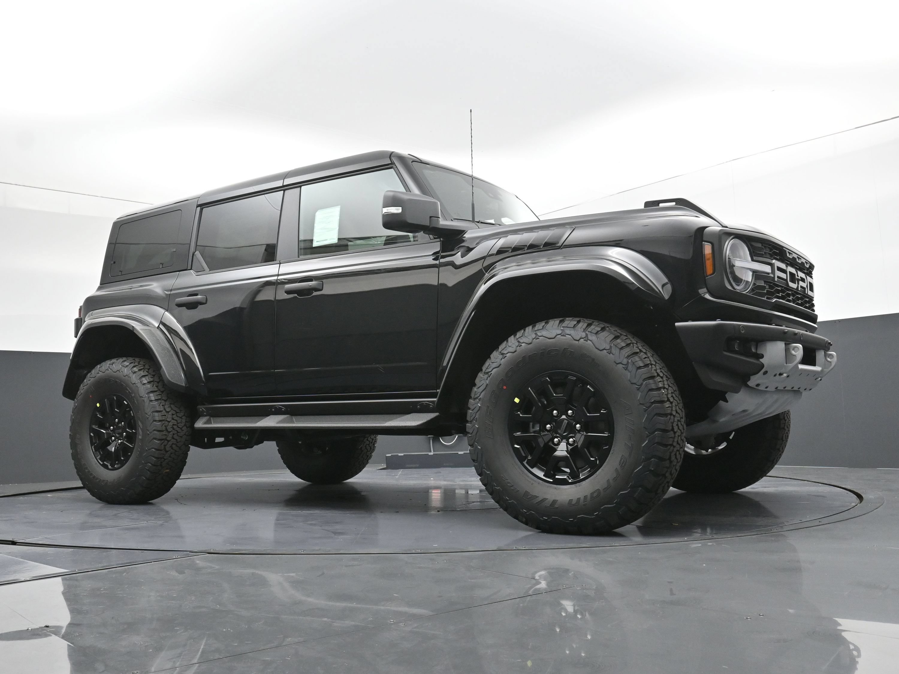 Used 2026 Ford Bronco Raptor AWD/4WD image 10