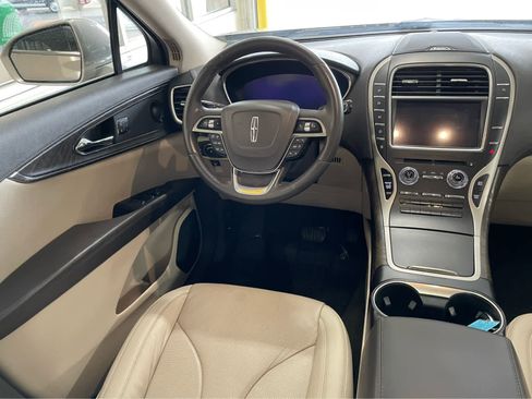 Used 2020 Lincoln Nautilus Reserve w/ Cargo Utility Package image 15