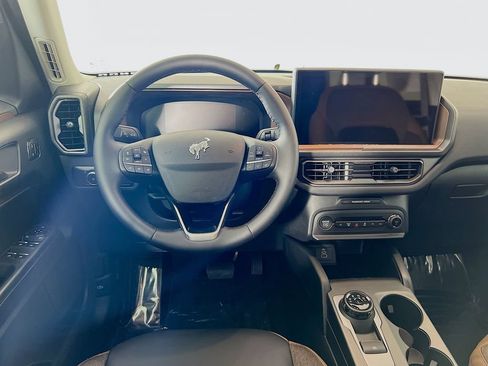 New 2026 Ford Bronco Sport Outer Banks w/ Outer Banks Tech Package+ AWD/4WD image 28