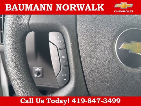 Used 2024 Chevrolet Express 3500 LT w/ LT Preferred Equipment Group image 7