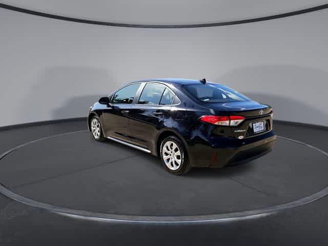Used 2025 Toyota Corolla LE FWD image 6
