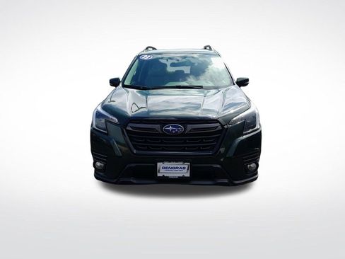 Used 2023 Subaru Forester Limited AWD/4WD image 2