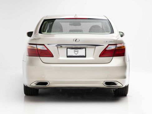 Used 2012 Lexus LS 460 w/ Luxury Value Edition RWD image 7