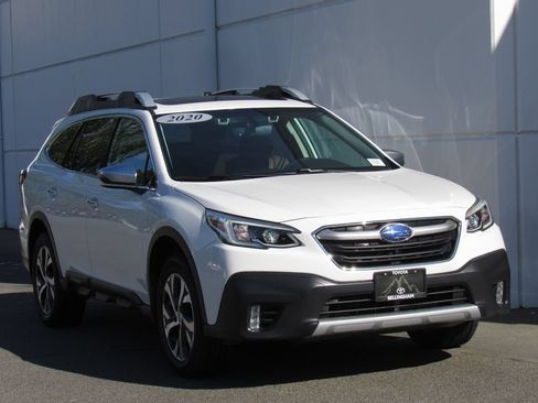 Used 2020 Subaru Outback Touring w/ Popular Package #2 AWD/4WD image 2
