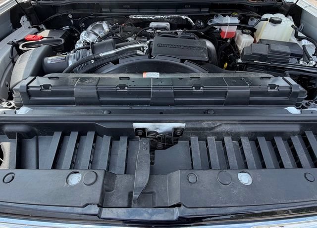 Used 2025 Chevrolet Silverado 2500 LTZ w/ LTZ Premium Package AWD/4WD image 11