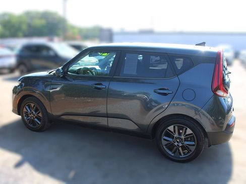 Used 2021 Kia Soul S FWD image 13