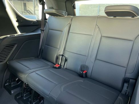 New 2026 GMC Yukon Elevation image 24