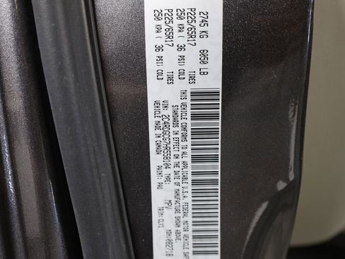 Used 2017 Dodge Grand Caravan SXT FWD image 36