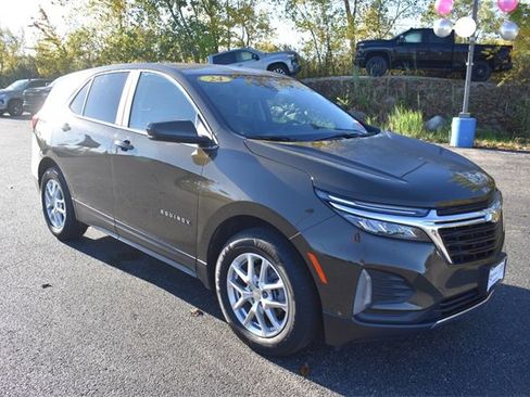 Certified 2024 Chevrolet Equinox LT image 10