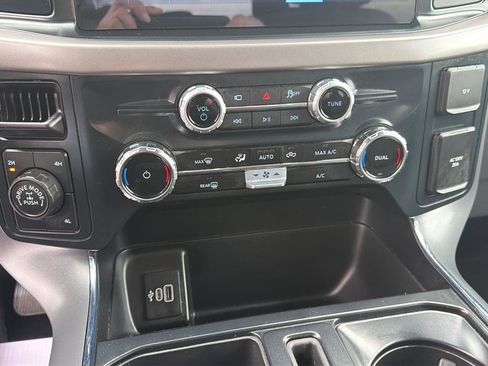 Used 2025 Ford F150 XLT w/ Equipment Group 301A Standard AWD/4WD image 19
