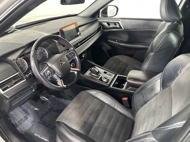 Used 2022 Mitsubishi Outlander SEL Black Edition AWD/4WD image 4