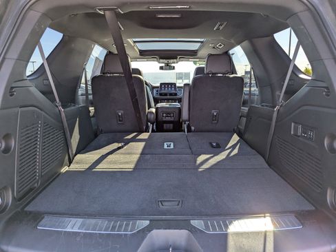 Certified 2021 Chevrolet Tahoe Z71 w/ Z71 Signature Package AWD/4WD image 40