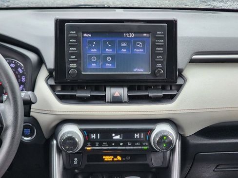 Used 2019 Toyota RAV4 XLE image 27