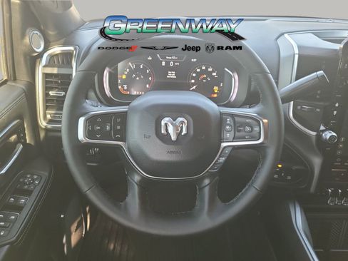 Used 2025 RAM 2500 Laramie image 28