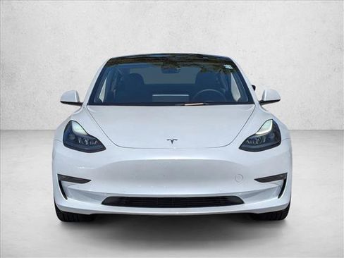 Used 2022 Tesla Model 3 Long Range image 2
