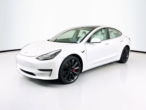 Used 2020 Tesla Model 3 Performance image 3
