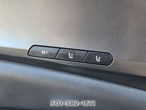 Used 2025 Kia Carnival SX w/ SX Dark Edition Package FWD image 30