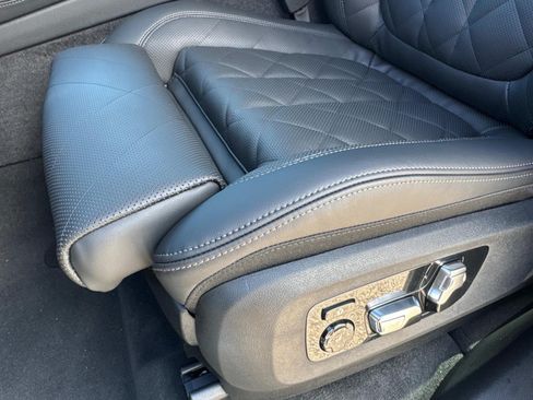 New 2026 BMW X5 xDrive50e w/ M Sport Package AWD/4WD image 20