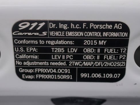 Used 2015 Porsche 911 Carrera 4S AWD/4WD image 42