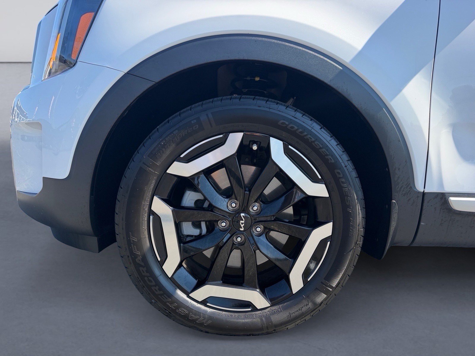 Used 2023 Kia Telluride S w/ S Sunroof Package AWD/4WD image 9