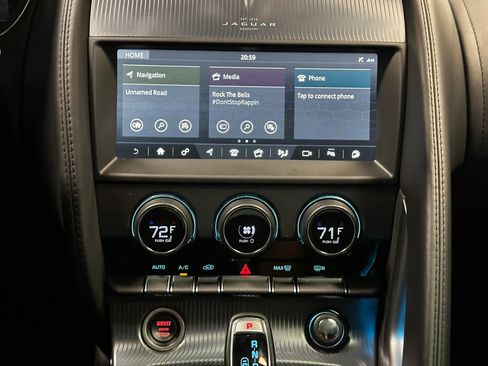 Used 2024 Jaguar F-TYPE R-Dynamic RWD image 29