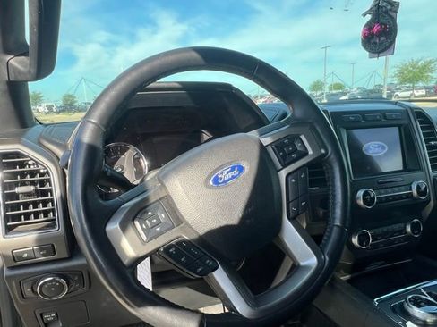 Used 2021 Ford Expedition XLT RWD image 7