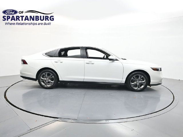 Used 2023 Honda Accord EX image 8