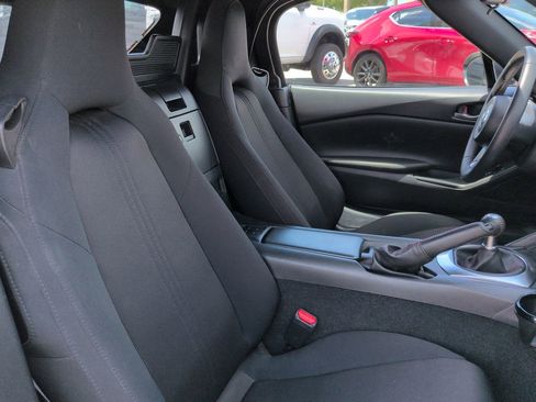 Used 2016 MAZDA MX-5 Miata Sport image 14