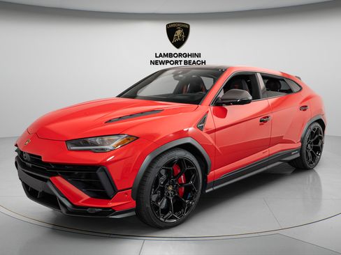 Used 2024 Lamborghini Urus Performante AWD/4WD image 3