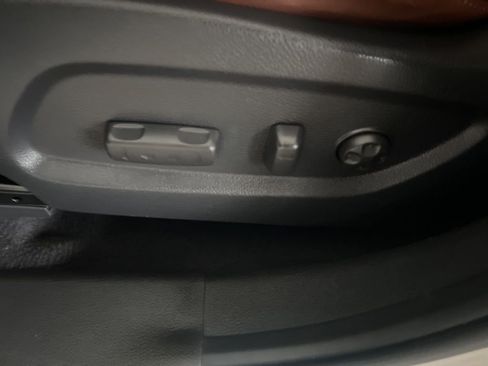 Used 2014 Hyundai Santa Fe Limited image 52