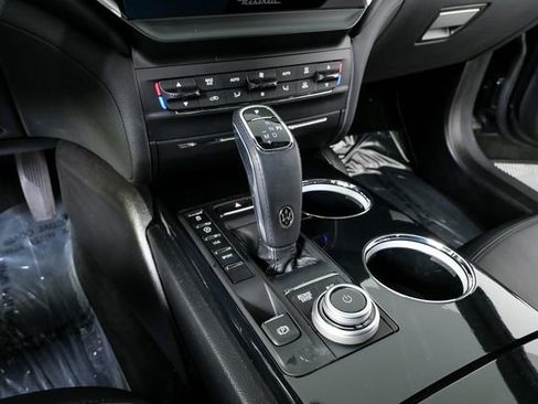 Used 2023 Maserati Ghibli Modena RWD image 18