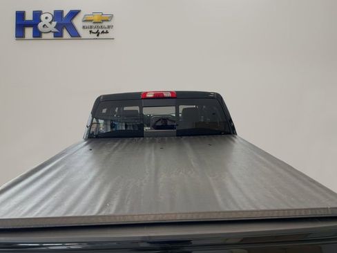 Used 2018 Chevrolet Silverado 1500 LTZ w/ Sport Package AWD/4WD image 8