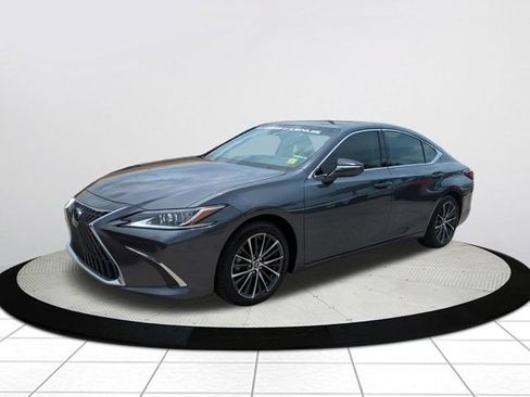 Certified 2024 Lexus ES 350 w/ Premium Package FWD image 8