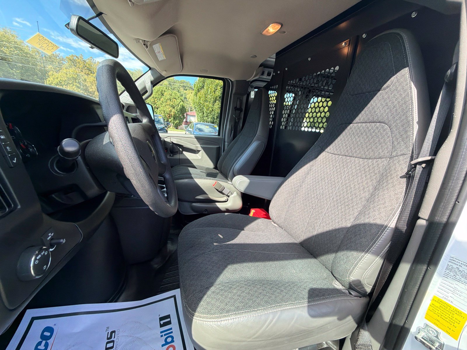 Used 2025 Chevrolet Express 2500 w/ Driver Convenience Package RWD image 20