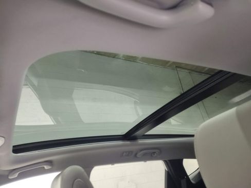 Used 2018 Hyundai Santa Fe Sport w/ 2.0T Ultimate Tech Package 05 image 27