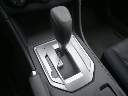 Used 2019 Subaru Crosstrek 2.0i image 21