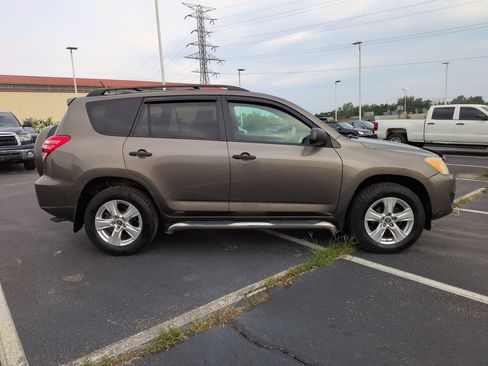 Used 2011 Toyota RAV4 4WD w/ Base L4 Extra Value Pkg image 6