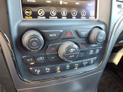 Used 2018 Jeep Grand Cherokee High Altitude image 19
