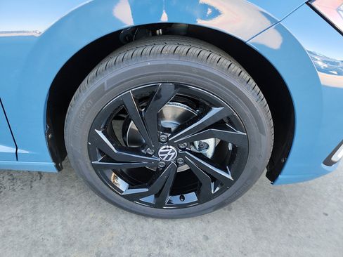 New 2026 Volkswagen Jetta SE image 9