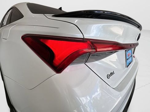 Used 2021 Toyota Avalon TRD FWD image 39